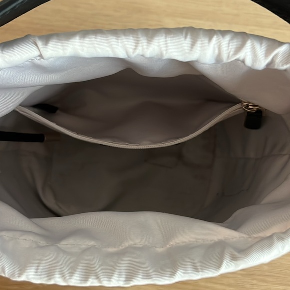 Kate Spade Cameron Small Bucket Bag Black/Gold WKRU6712 D410 01/20 - Picture 5 of 7